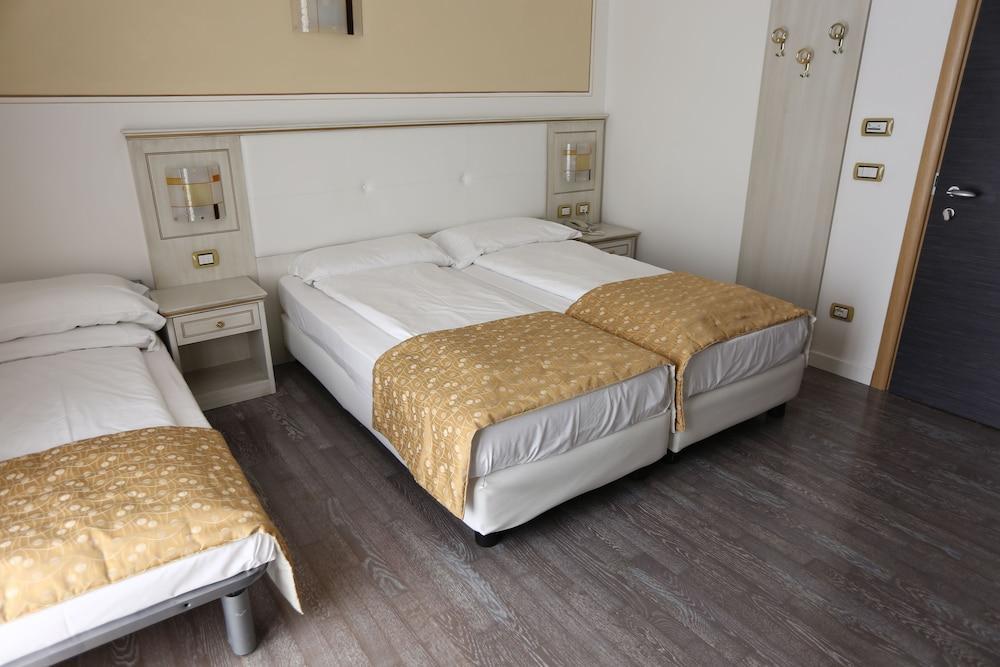 Hotel Lido Blu - Surf & Bike Torbole Sul Garda Εξωτερικό φωτογραφία
