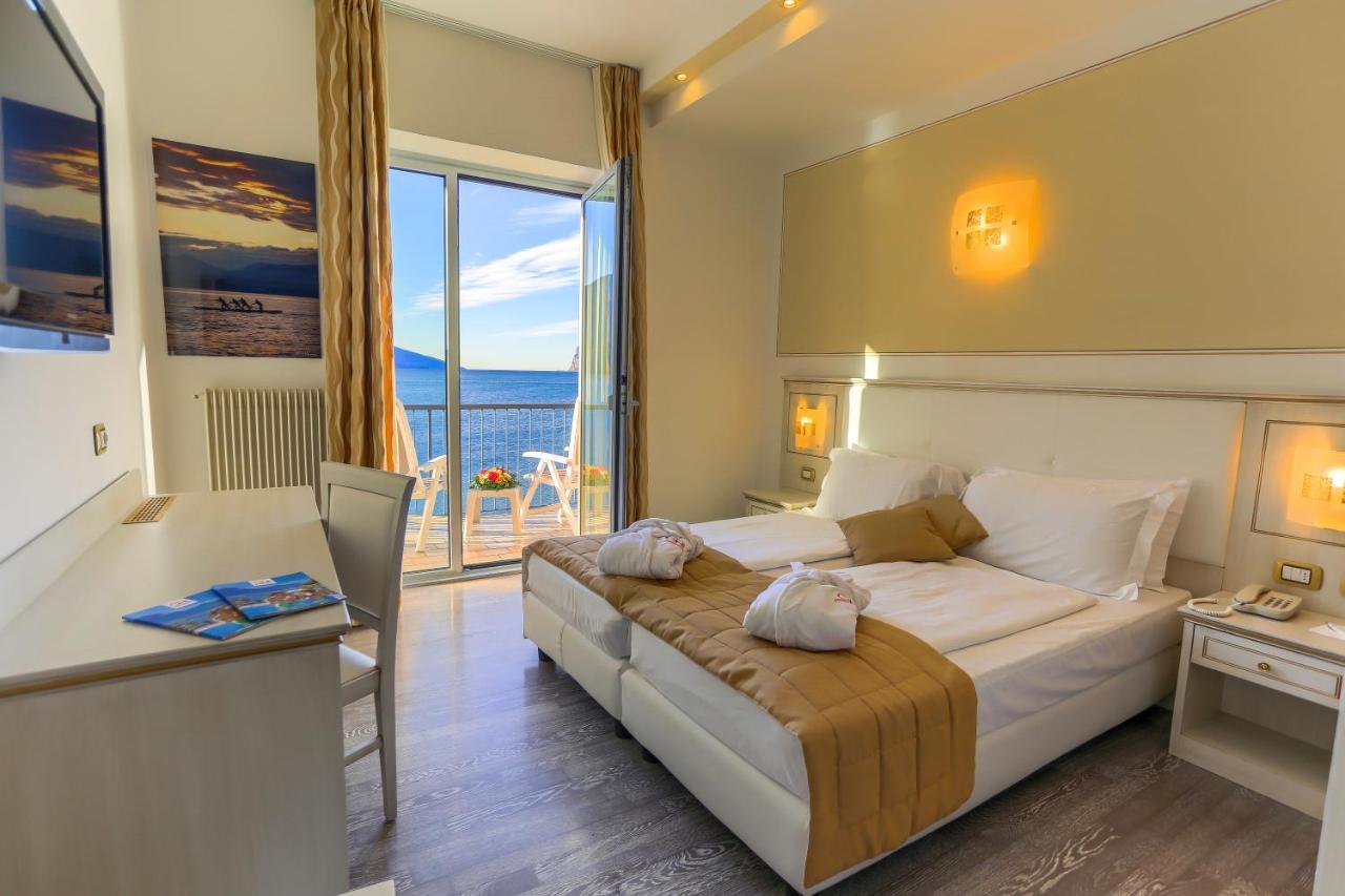 Hotel Lido Blu - Surf & Bike Torbole Sul Garda Εξωτερικό φωτογραφία