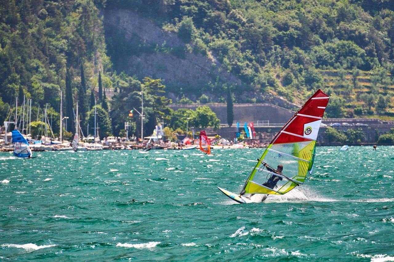 Hotel Lido Blu - Surf & Bike Torbole Sul Garda Εξωτερικό φωτογραφία
