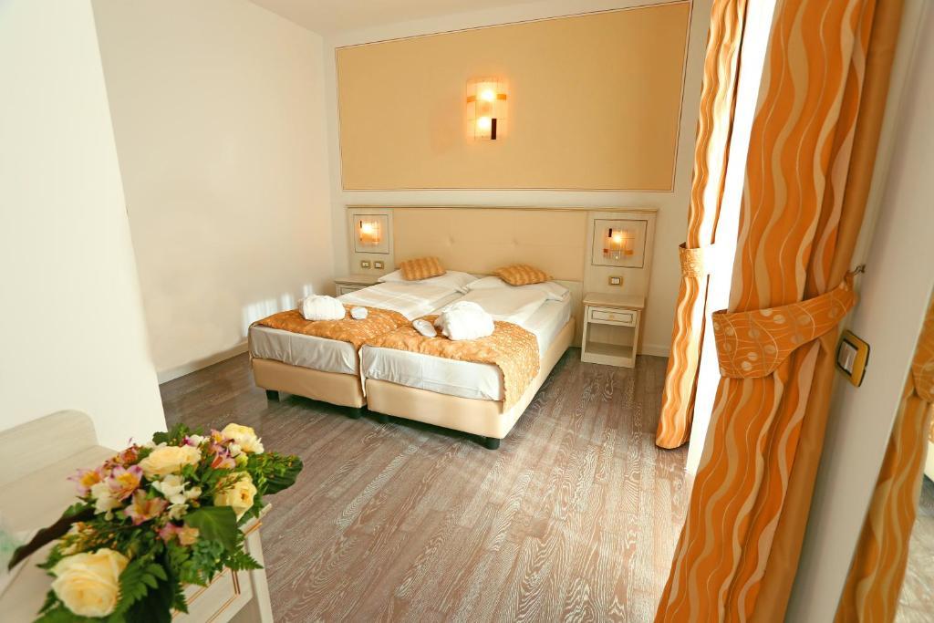 Hotel Lido Blu - Surf & Bike Torbole Sul Garda Εξωτερικό φωτογραφία