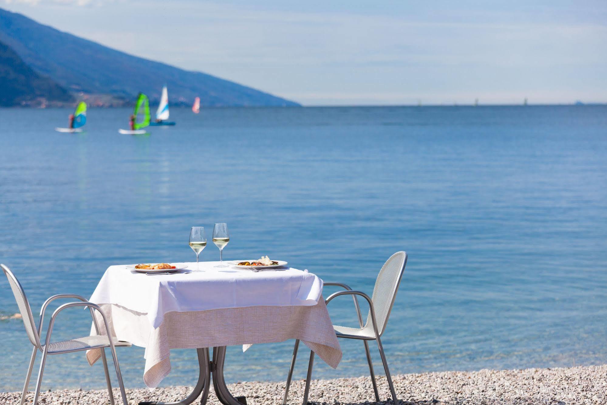 Hotel Lido Blu - Surf & Bike Torbole Sul Garda Εξωτερικό φωτογραφία