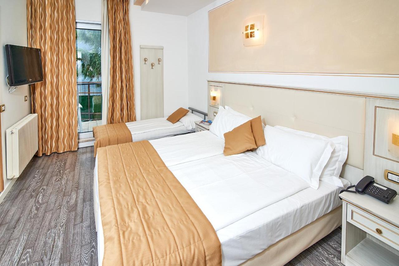 Hotel Lido Blu - Surf & Bike Torbole Sul Garda Εξωτερικό φωτογραφία