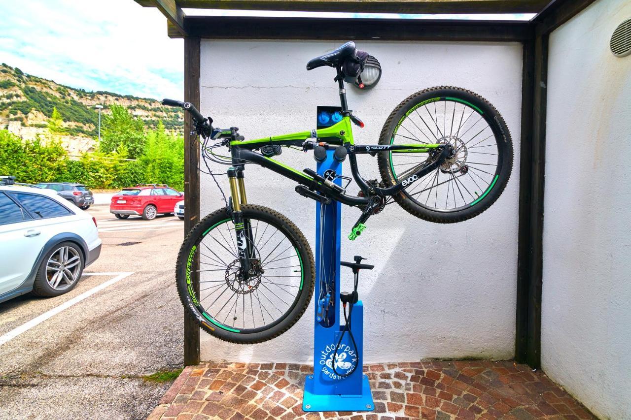 Hotel Lido Blu - Surf & Bike Torbole Sul Garda Εξωτερικό φωτογραφία